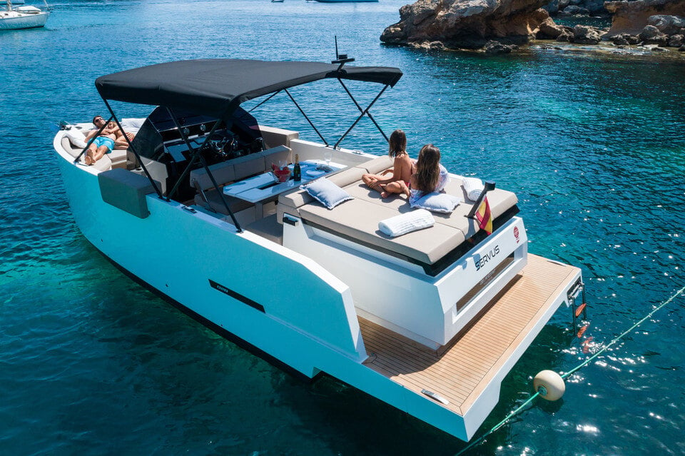 De Antonio Yachts_D28 Open_1