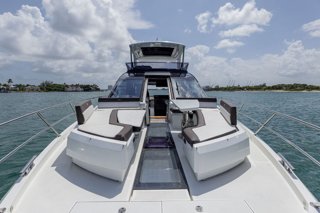 64' 2020 Galeon Fly - Delray Image 2