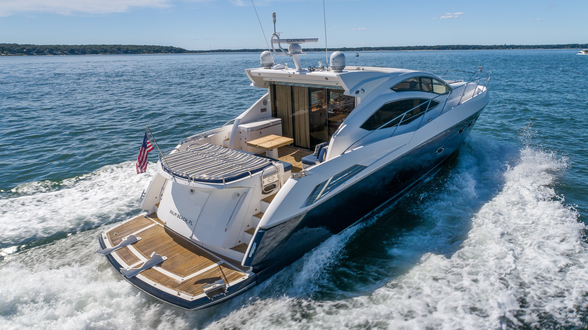 64' Sunseeker Predator - Delray Image 2