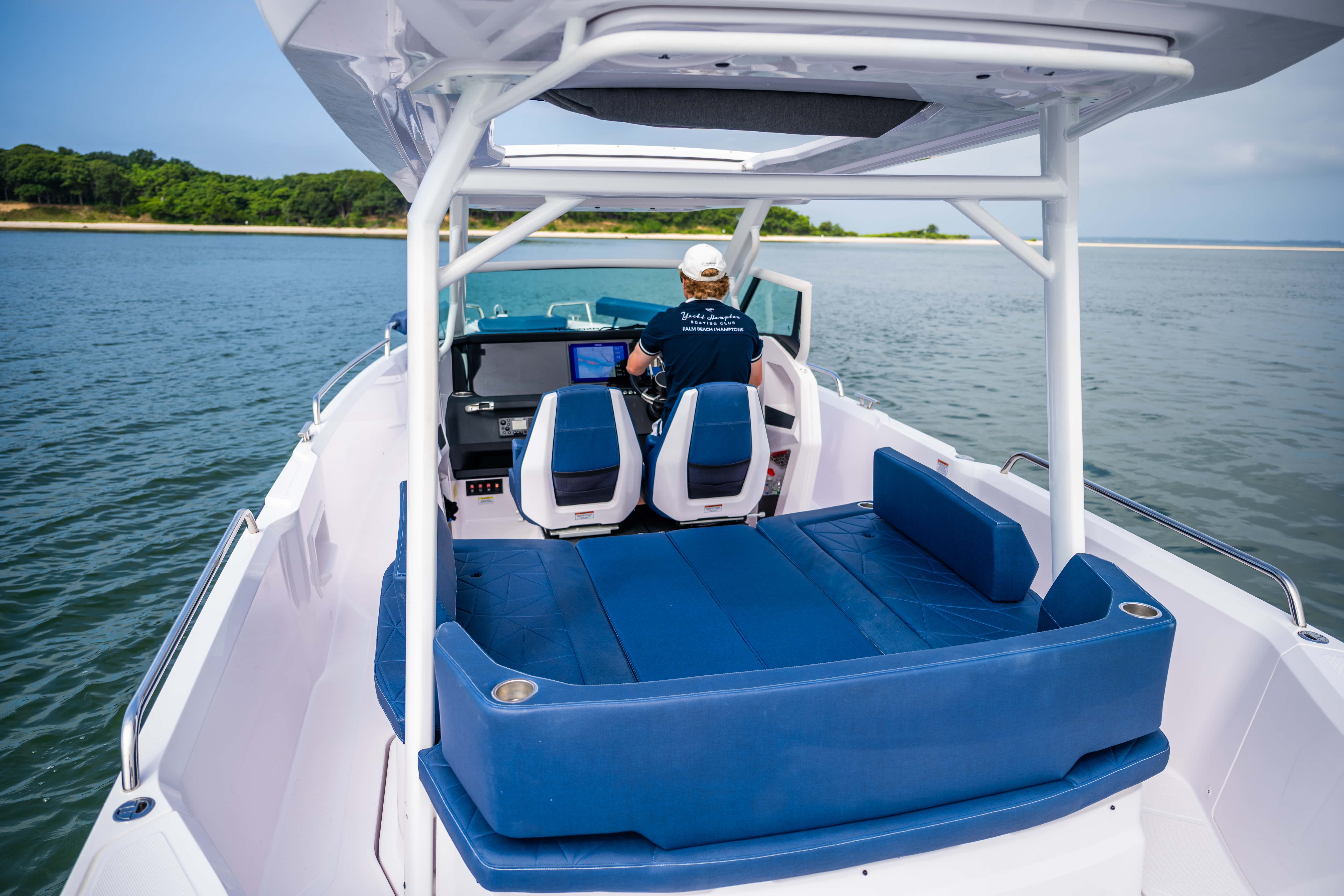31' 2025 Axopar Sun Top - Delray Image 4